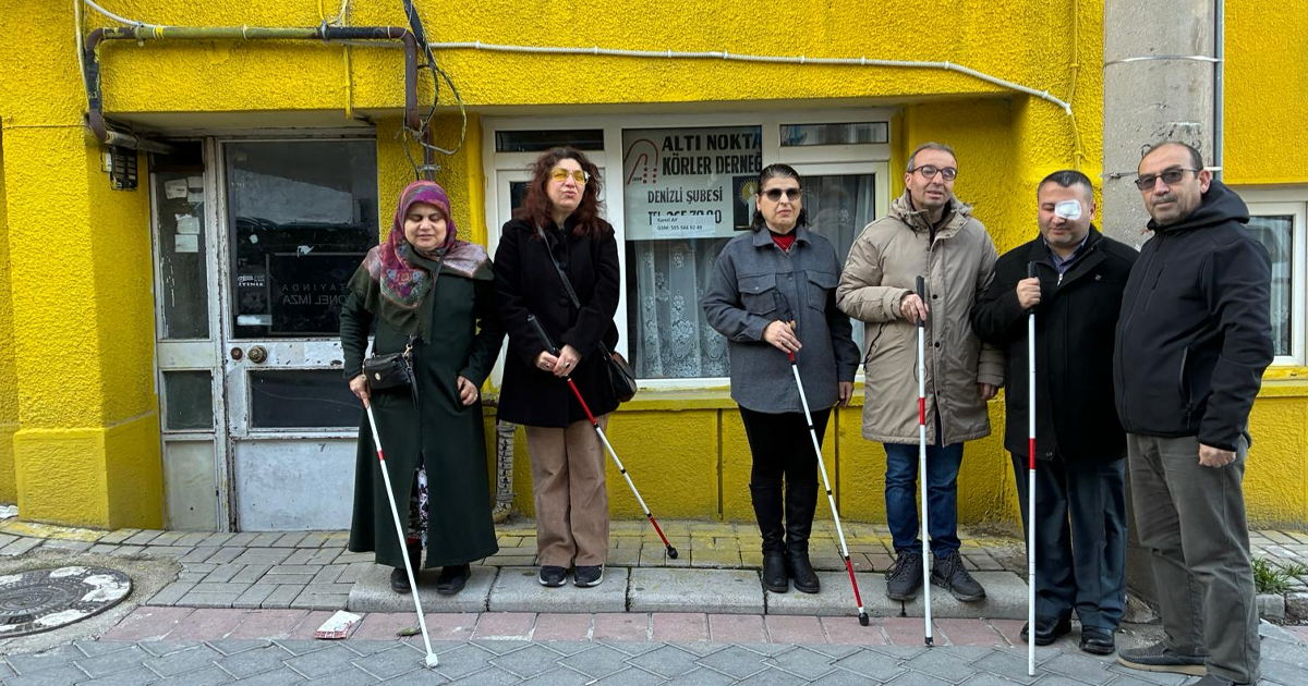 Beyaz baston kullanım kursu açıldı