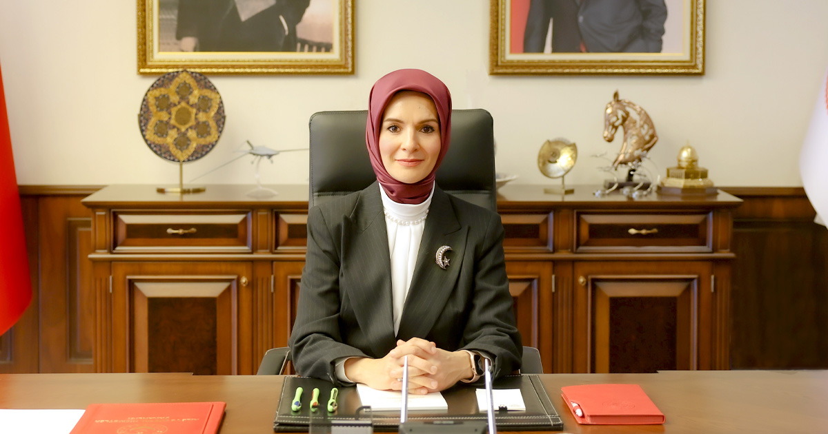 Aile Bakanı Göktaş’tan evlat edinme uyarısı: “Bu bir sipariş değil”