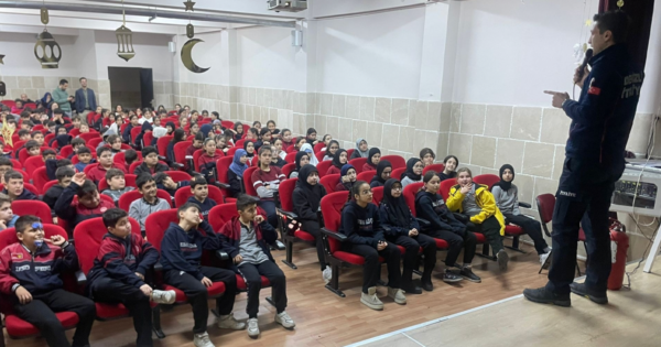 Denizli’de öğrencilere yangın ve güvenli yaşam eğitimi