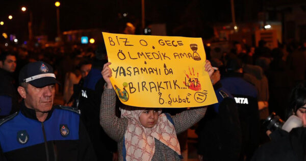 CHP’li başkanlar deprem bölgesinde