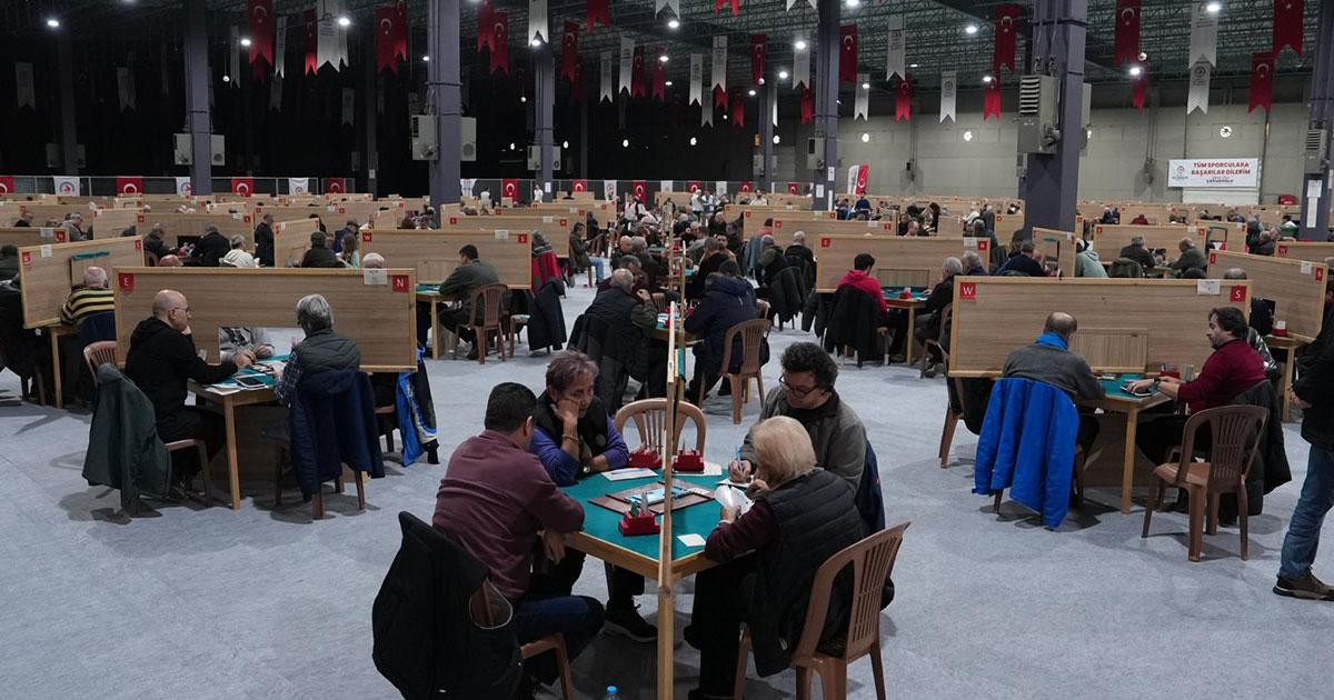 Denizli’de briç şampiyonası başladı