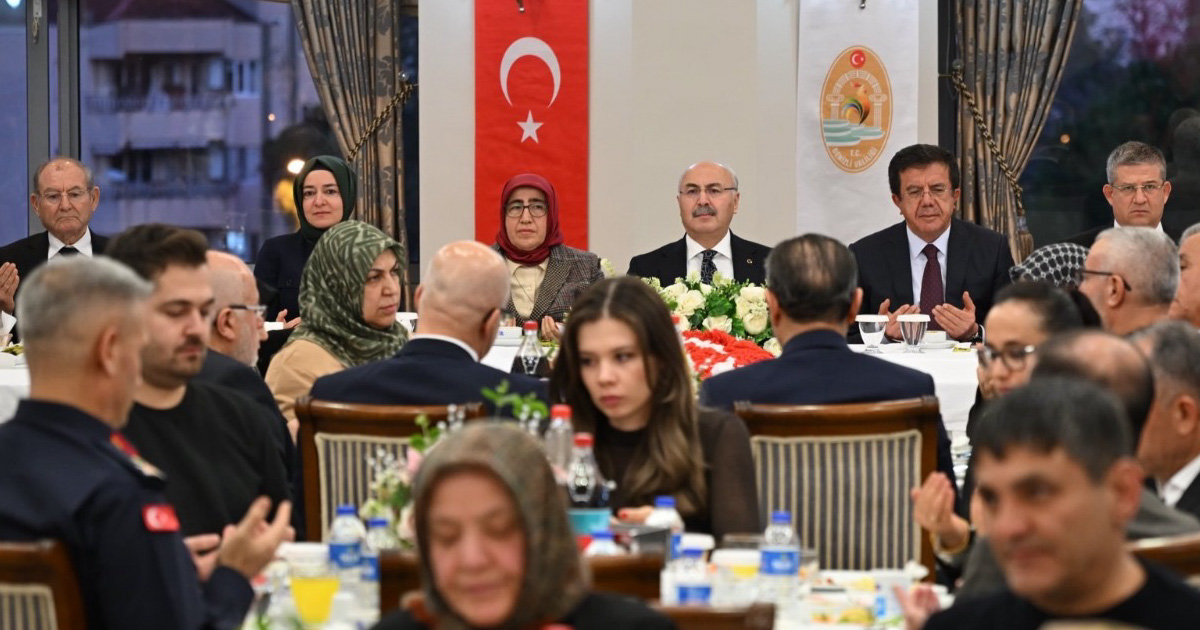 Denizli'de şehit aileleri ve gaziler onuruna program düzenlendi