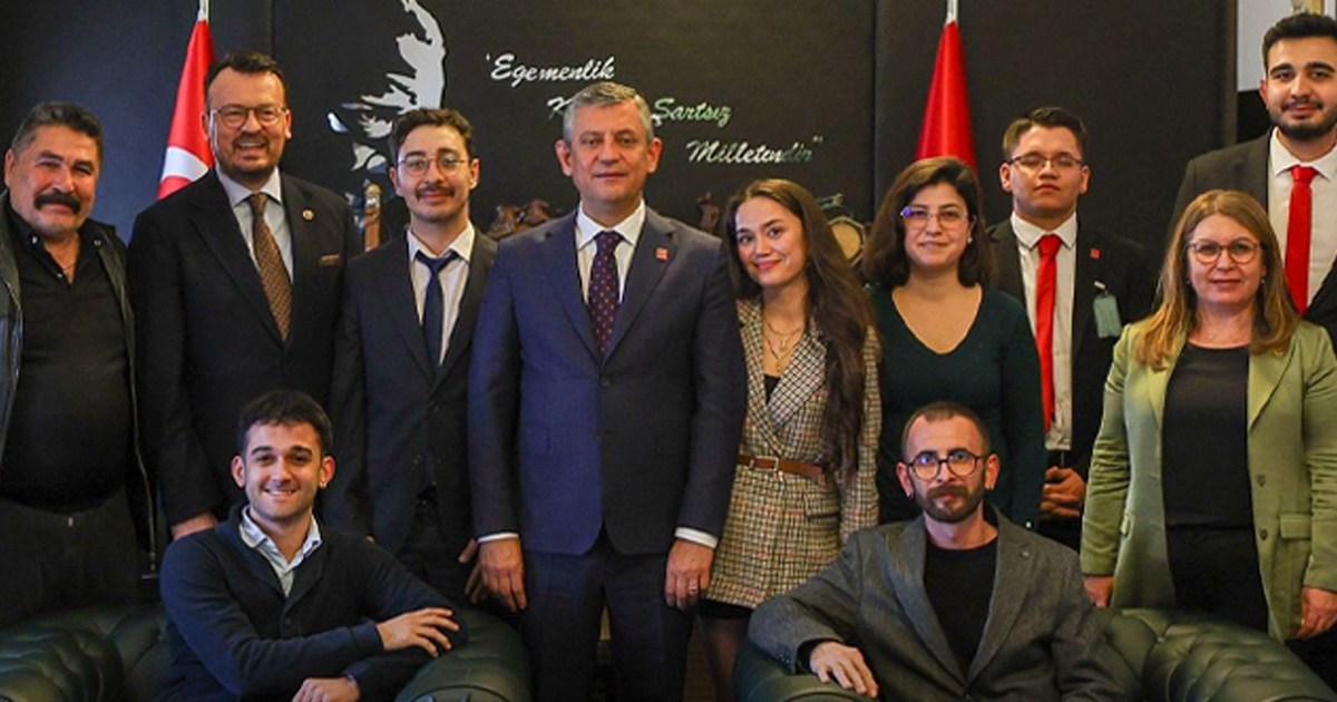 Pamukkale Gençlik Kolları TBMM’de CHP grup toplantısını izledi