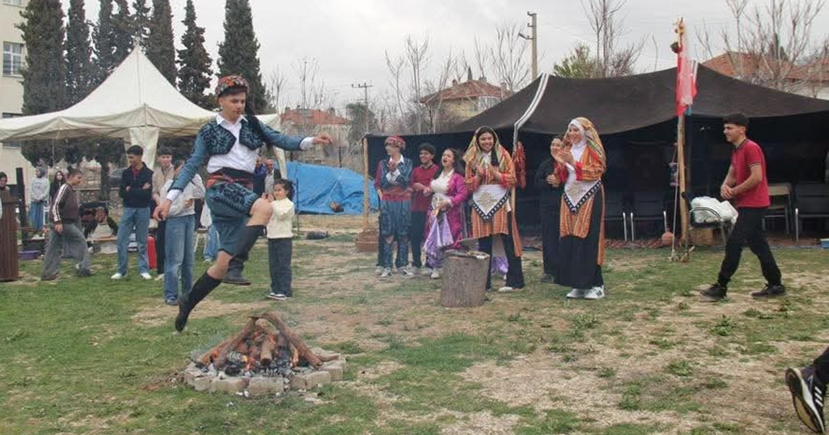 Çal'da Nevruz Bayramı renkli görüntülere sahne oldu