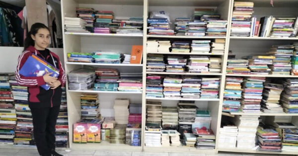 Denizli’de 7 yıldır süren “Her alışverişe bir kitap” kampanyasında binlerce vatandaş kitapla buluştu 