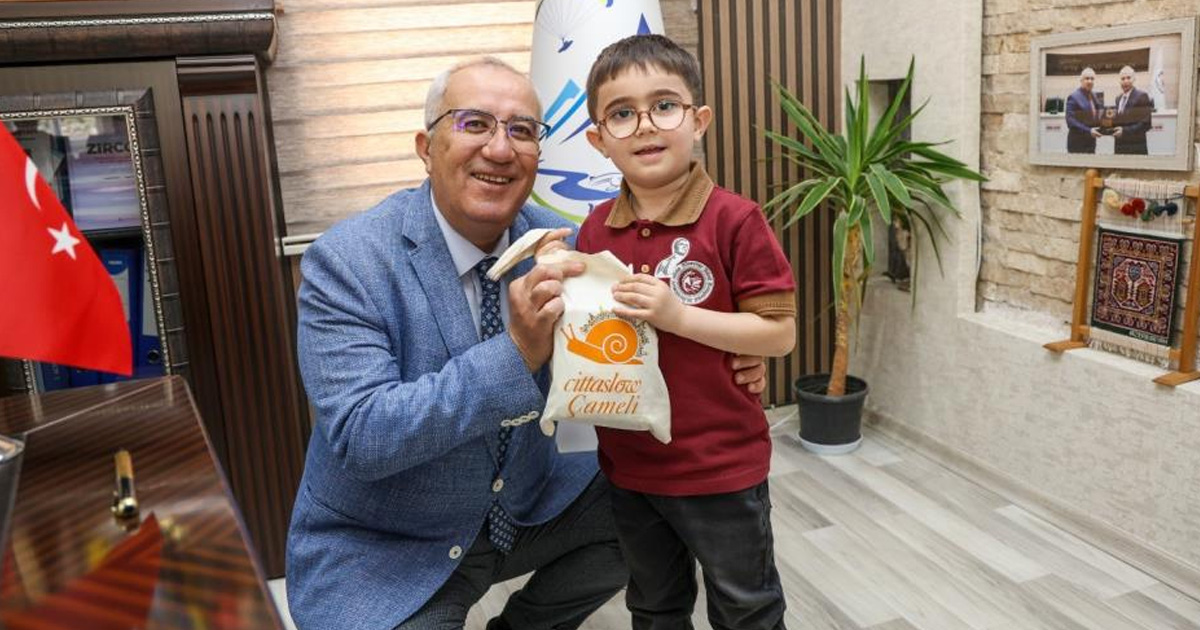 Azerbaycanlı öğrencilerden Çameli’ne kardeşlik ziyareti