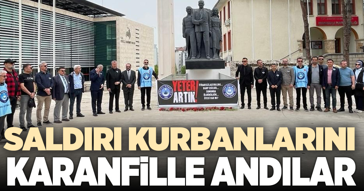 Denizli’de okul saldırılarına karanfilli tepki