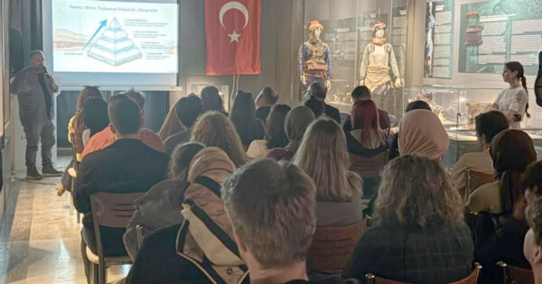 Denizli Kent Müzesi’nde “Müzelik Sohbetler”