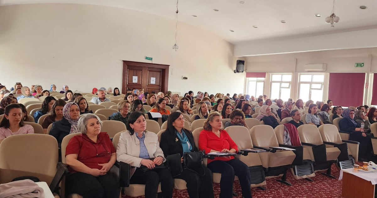 Denizli’de aile sağlığı çalışanlarına “Kronik hastalıklar” eğitimi
