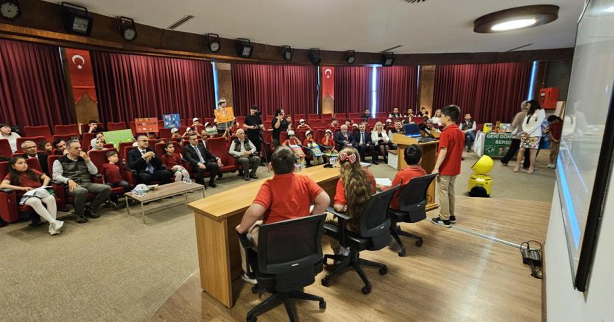 Türkiye'nin ilk Orman Çocuk Kurultayı Denizli'de düzenlendi