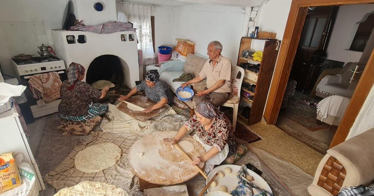 Buldan’da Kurban Bayramı hazırlıkları imece usulü yapılıyor
