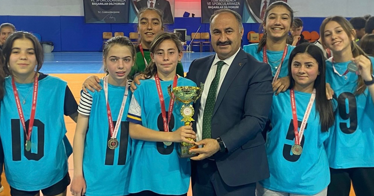 Buldan’da Futsal Yıldızlar İlçe Şampiyonası tamamlandı
