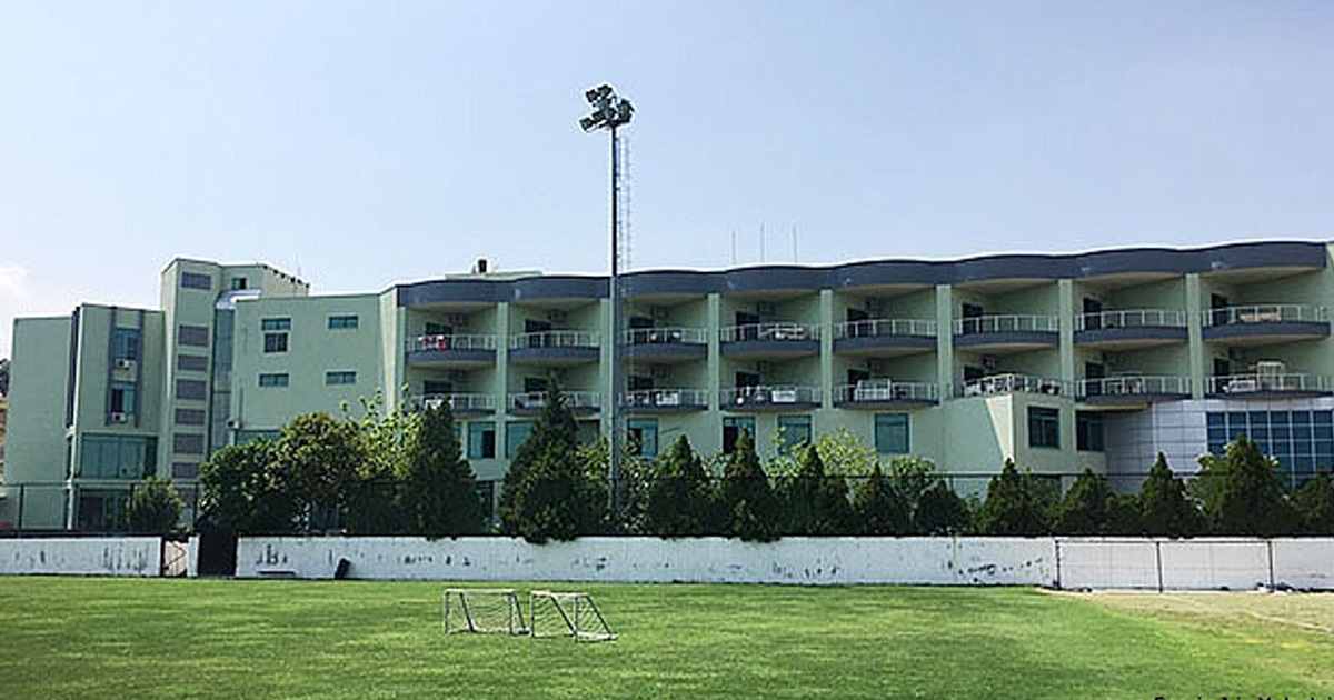 TESİS KRİZİ BÜYÜYOR