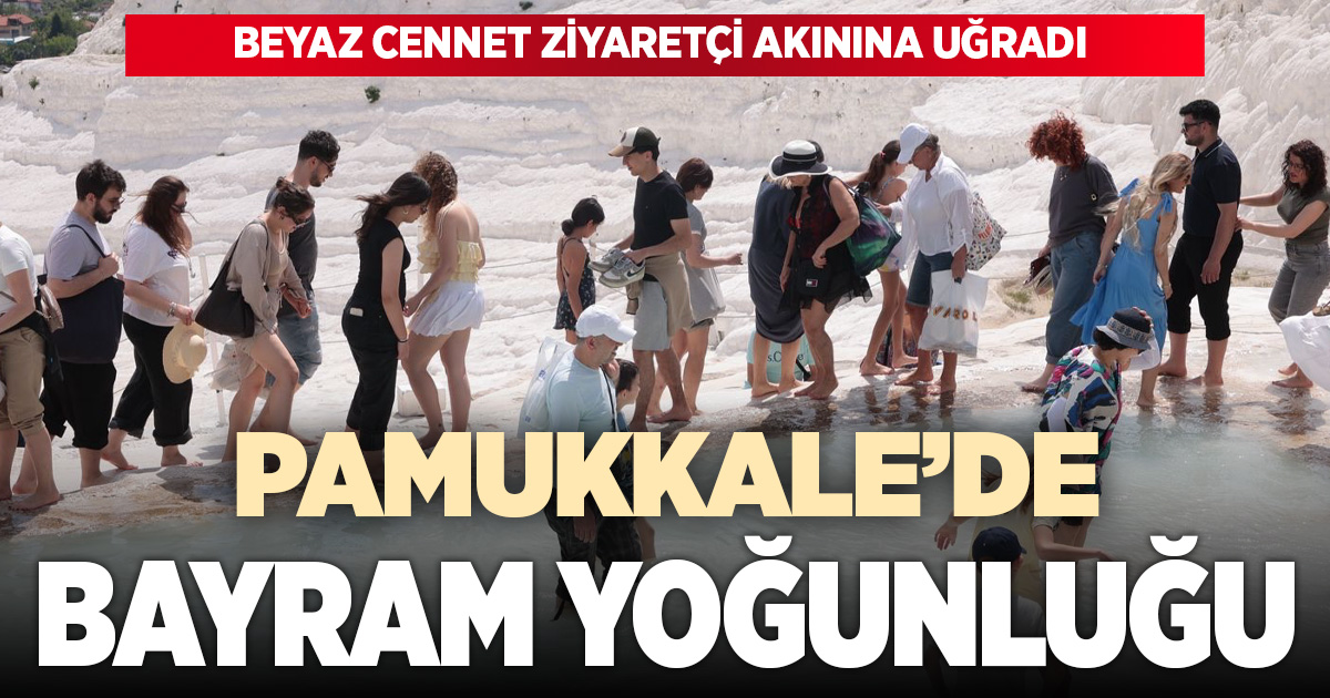 Pamukkale'de bayram tatili yoğunluğu yaşanıyor