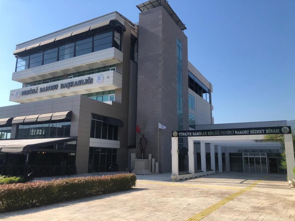 Denizli’de gözaltına alınan avukatlar serbest bırakıldı