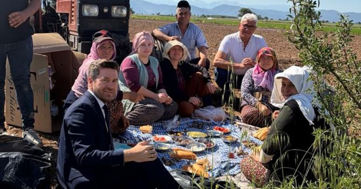 Başkan Tatık’tan tütün emekçilerine sabah ziyareti