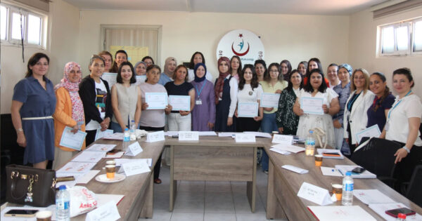 Anne sütünün önemi eğitimlerle anlatıldı