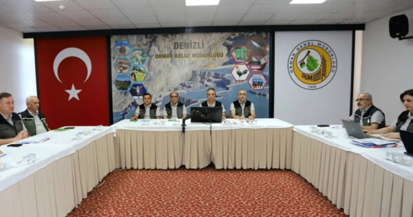 Denizli Orman Bölge Müdürlüğü’nde haziran ayı değerlendirme toplantısı yapıldı