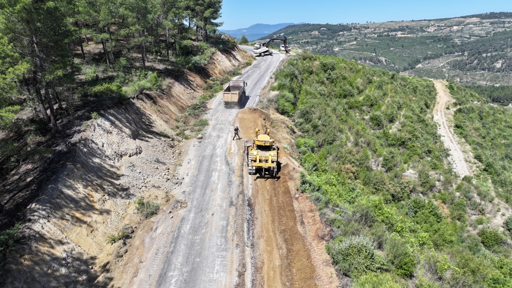Denizli Büyükşehir 19 ilçenin üstyapısında dönüşüm başladı