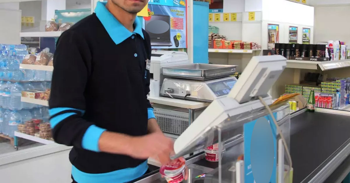 Ticaret hacmi düşerken, perakende endeksi yükseliyor