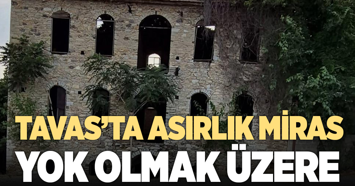 Tarihi Tavas Taş Han ayağa kaldırılmayı bekliyor