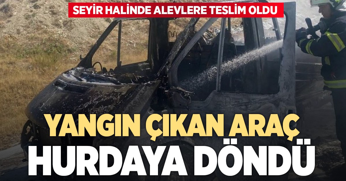 Denizli’de seyir halindeyken alev alan kamyonet kullanılamaz hale geldi