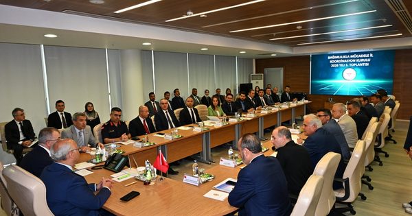 BAĞIMLILIKLA MÜCADELE ZİRVESİ