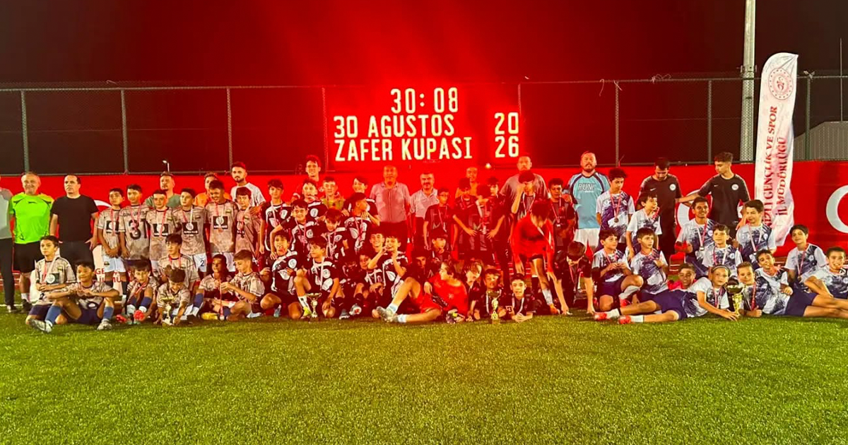 Serinhisar’da 30 Ağustos etkinliklerine 500 sporcu katıldı