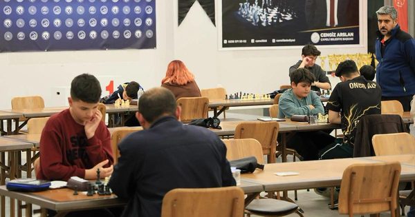 29 EKİM SATRANÇ TURNUVASI TAMAMLANDI