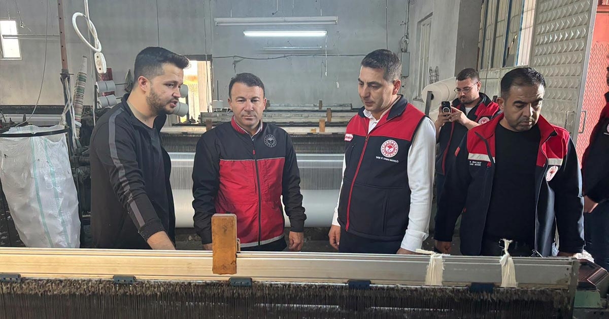 İL MÜDÜRÜ BABADAĞ’DA DOKUMACILARI ZİYARET ETTİ